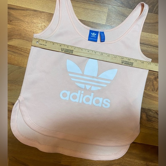 Adidas Ladies Peach Gym Vest/Top Mesh Top Size Small - Picture 3 of 5